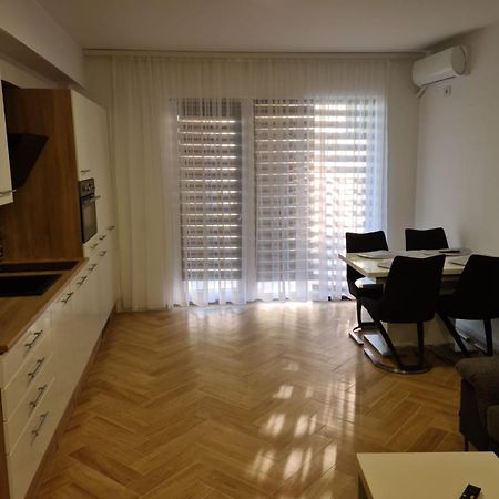 Apartament In Complex Rezidential In Oradea Apartment Bagian luar foto